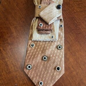 Elegant Tan and Cream Women's Accessory Set